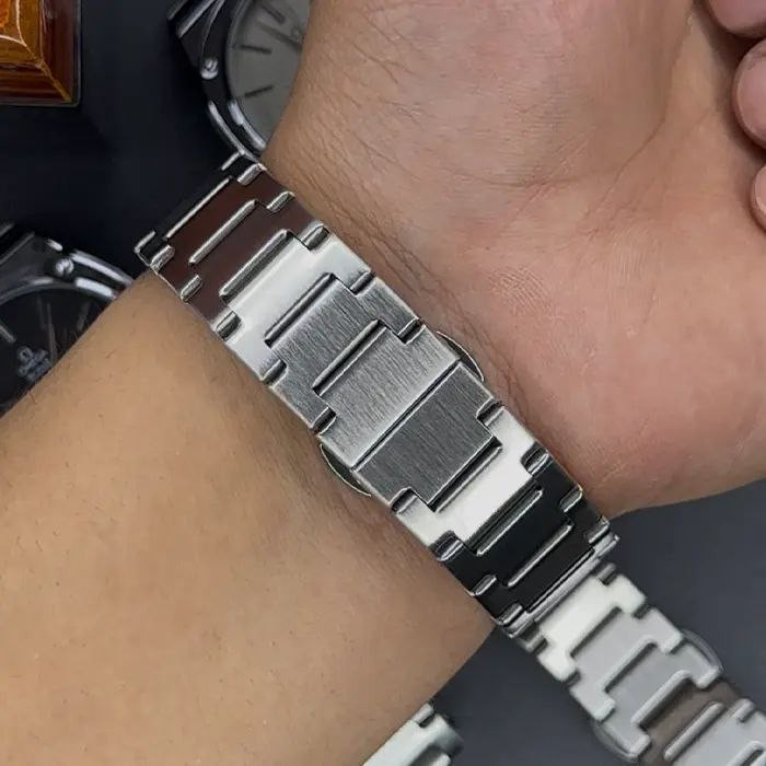 ساعت مچی عقربهای کوارتز مردانه مدل دو تقویمه کلاسیک کد 007