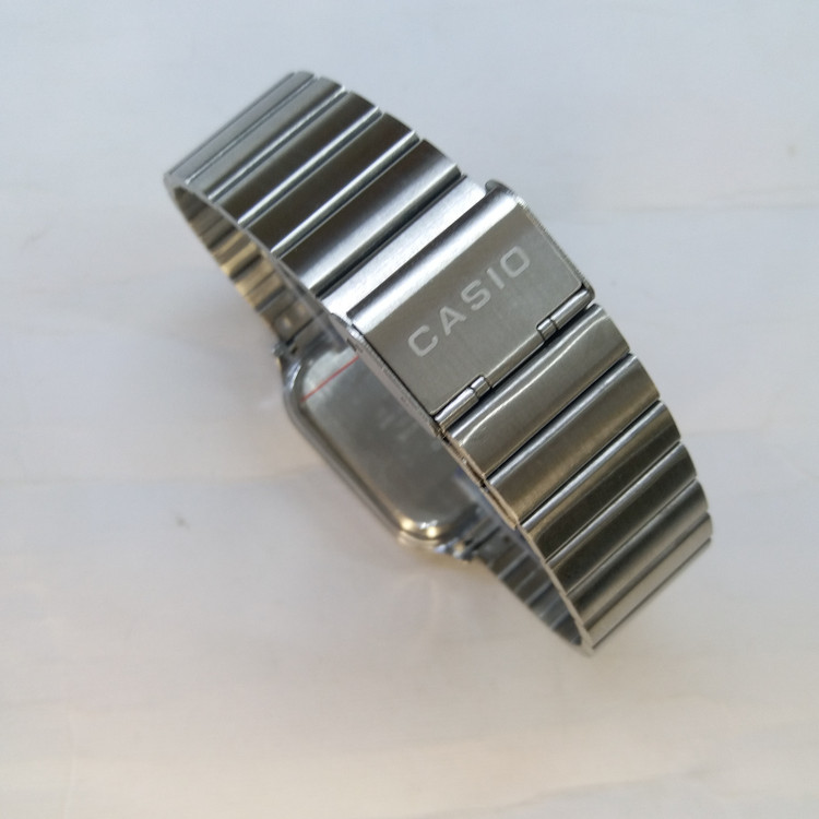 ساعت مچی مردانه کاسیو مدل بند کرکره ایی