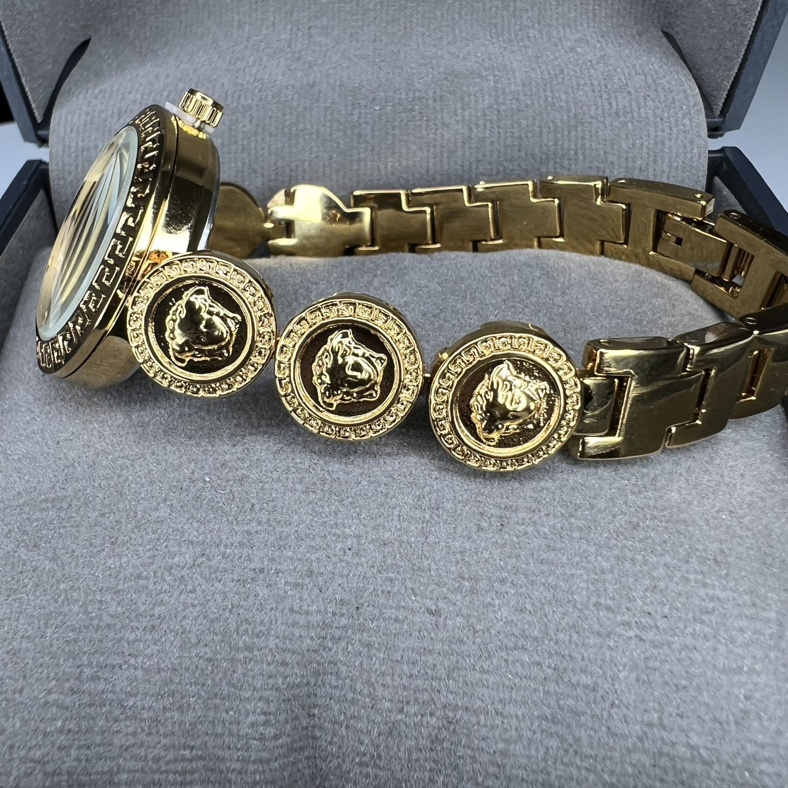 ساعت مچی زنانه ورساچه Versace ضد آب