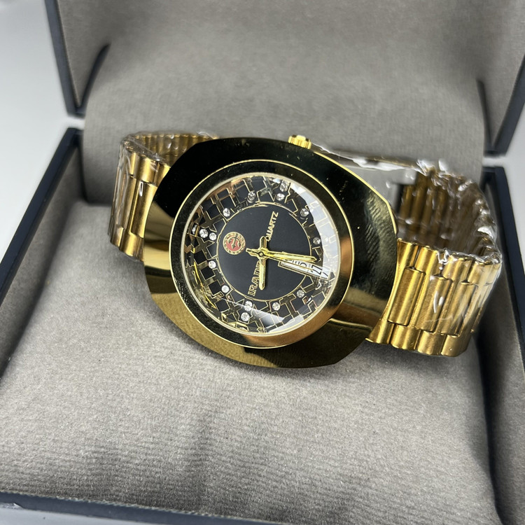 ساعت مردانه رادو Rado طرح اتومات رنگ ثابت