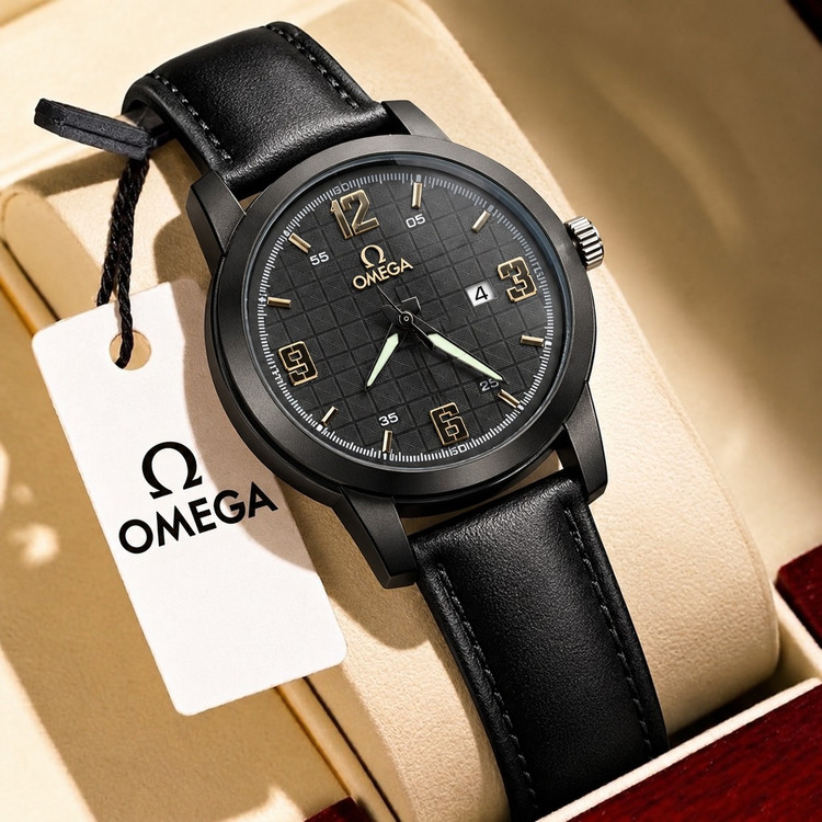 ساعت مچی مردانه امگا روزشمار فعال بند چرم درجه یک رنگ ثابت ضداب شب نما کیفیت مسترOMEGA