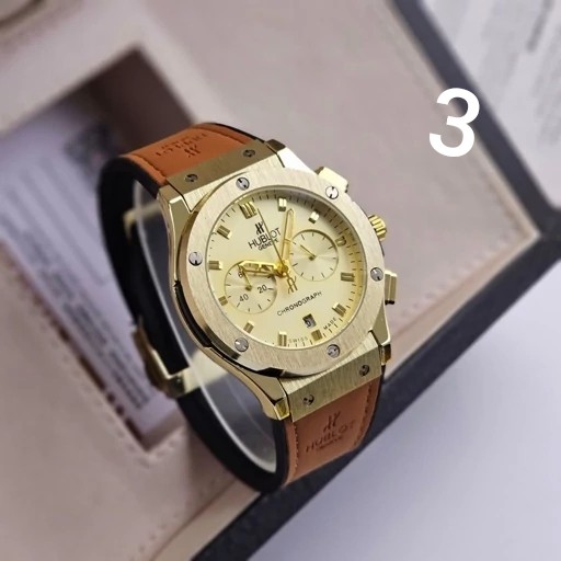 ساعت مچی مردانه هابلوت سه موتور فعال دارای روز شمار رنگ ثابت قفل اصلی پشت پیچ کیفیت عالیHUBLOT