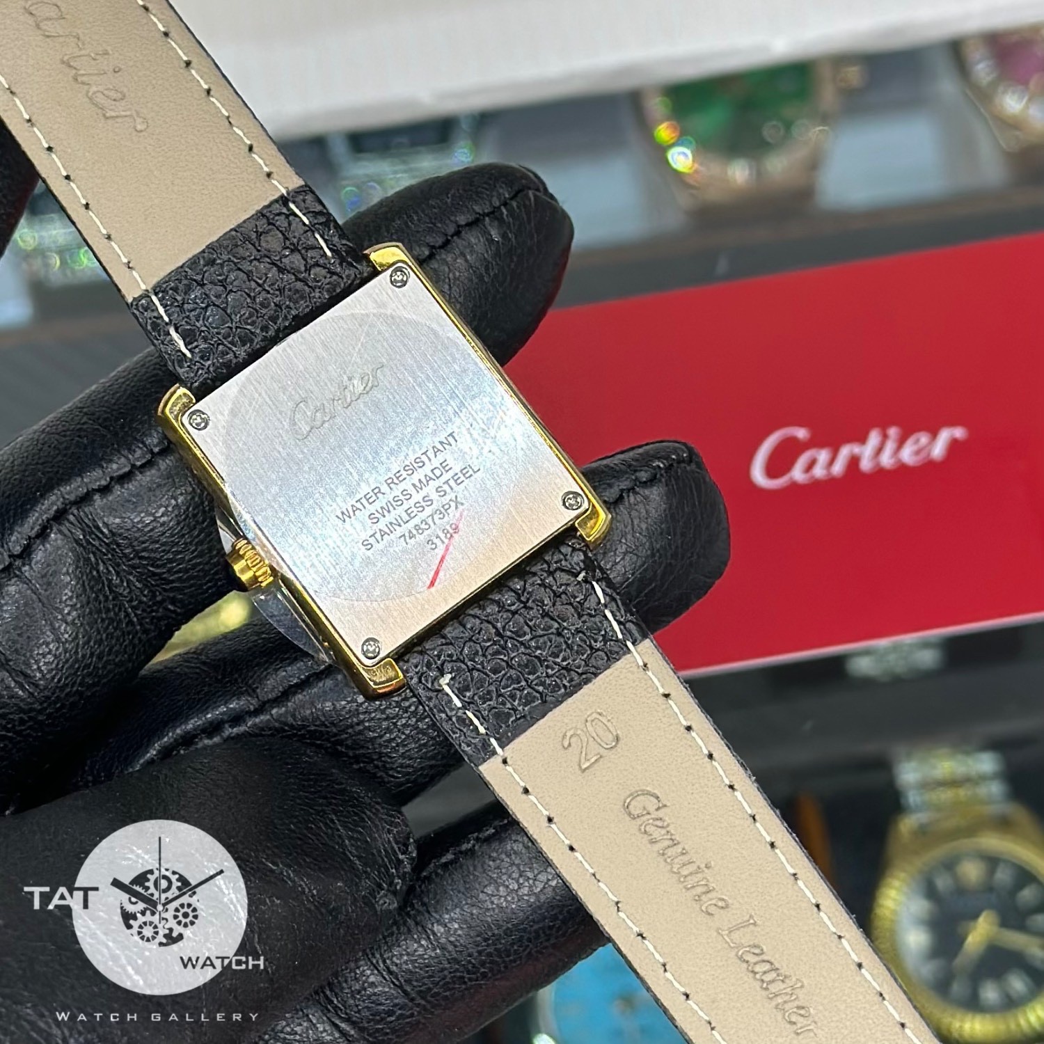 ساعت زنانه کارتیر تانک بند چرمی موتور میوتا ژاپن قفل اصلی یکسال جعبه Cartier ساعت مچی