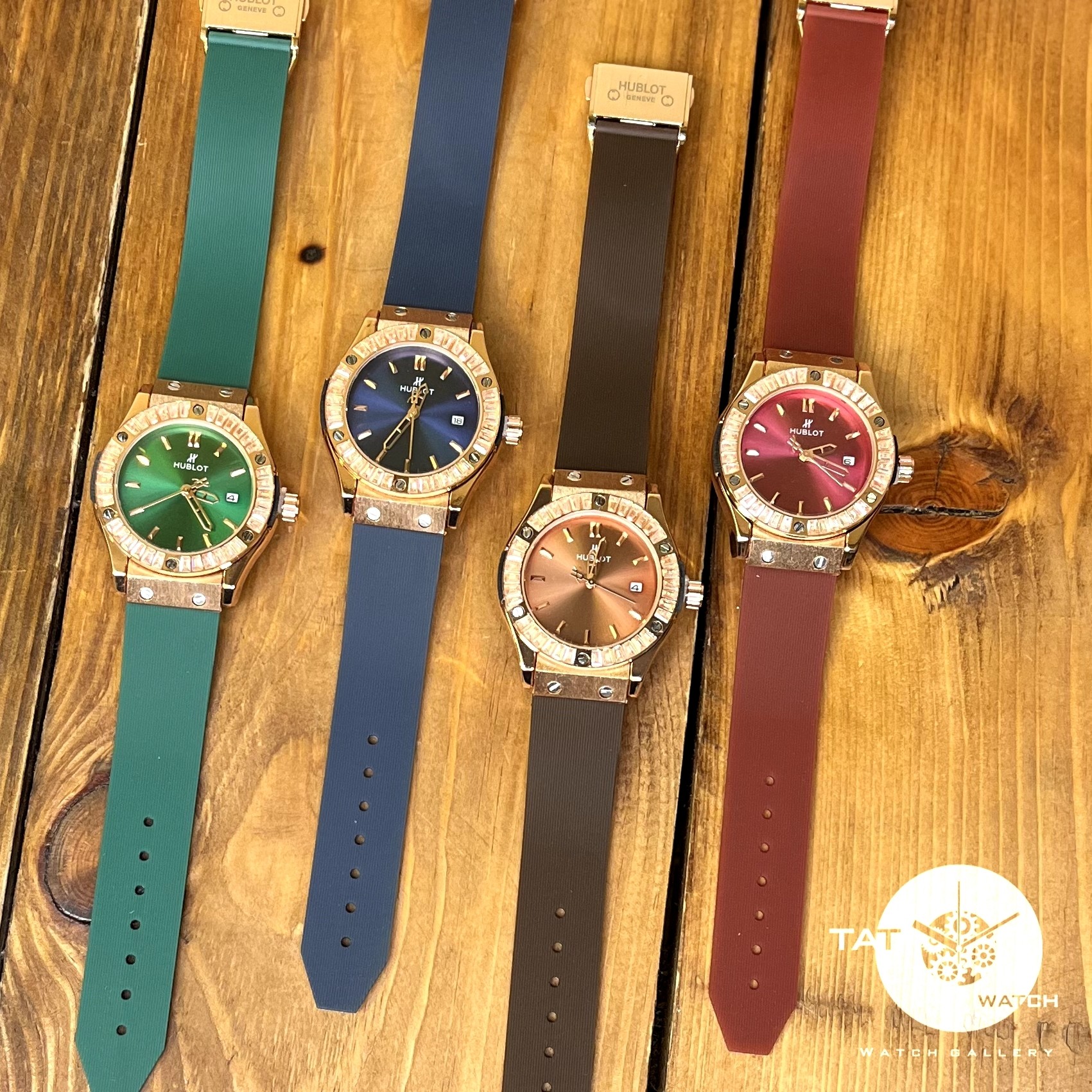 ساعت مچی زنانه هابلوت قاب نگین با جعبه در رنگبندی Hublot