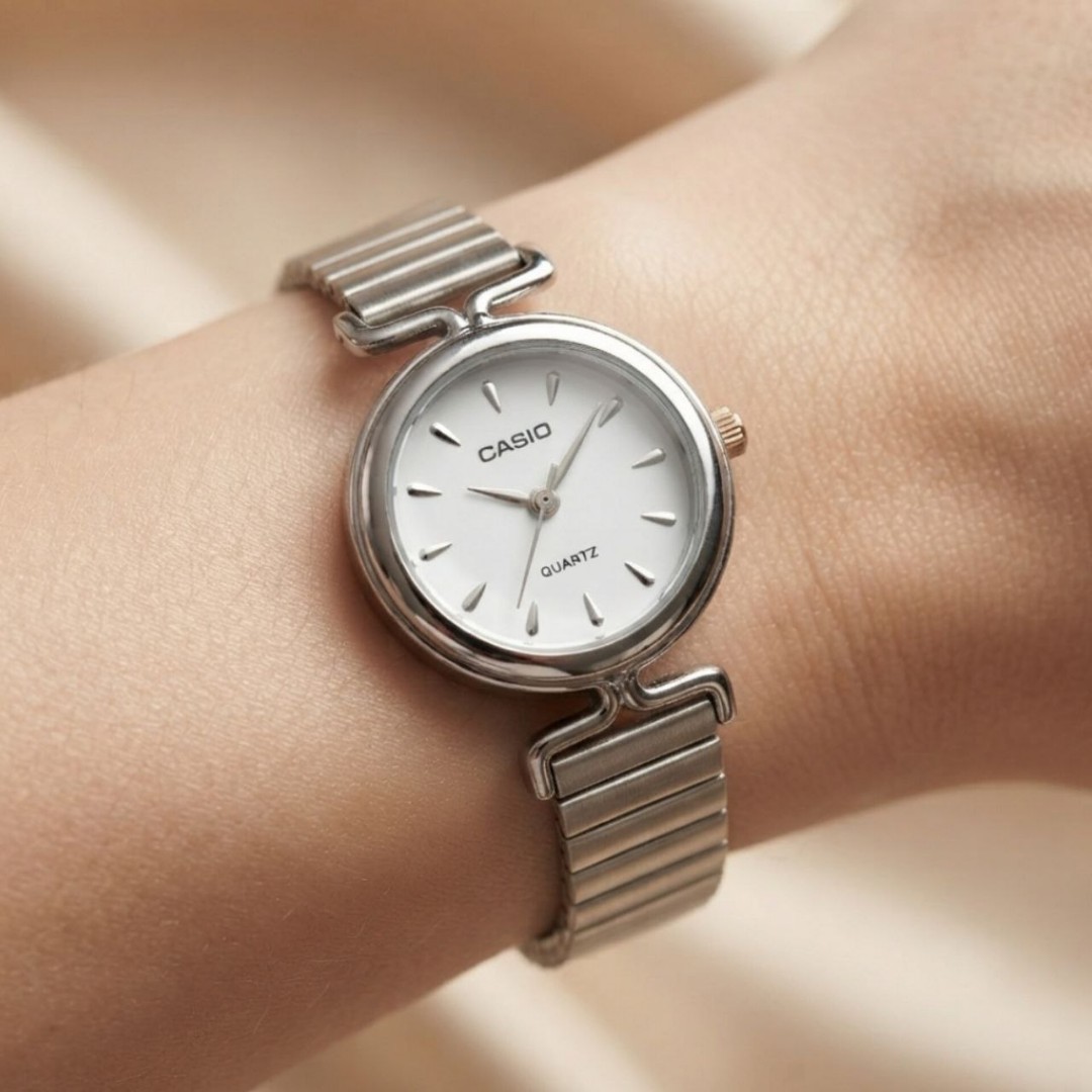 ساعت مچی زنانه بند استیل کرکره ای کاسیو Casio