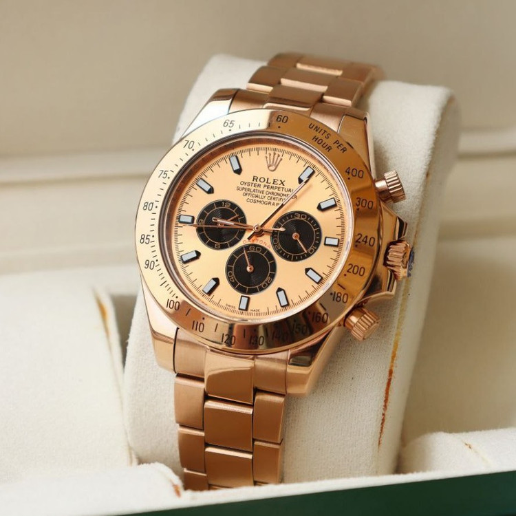 ساعت مچی مردانه رولکس Rolex دیتونا کرنوگراف daytona بند استیل قاب کربنی