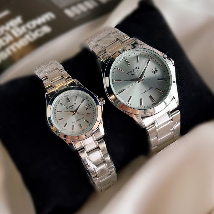 ست و تک زنانه مردانه ساعت مچی بند استیل صفحه رنگی کاسیو دارای رنگبندی Casio