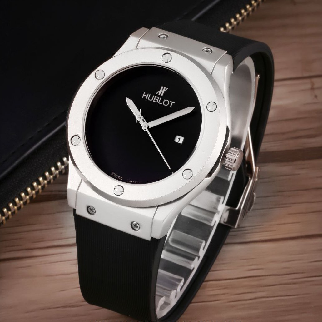 ساعت مچی مردانه شیک و جذاب هابلوت دارای رنگبندی HUBLOT