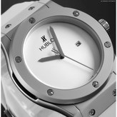 ساعت مچی مردانه شیک و جذاب هابلوت دارای رنگبندی HUBLOT