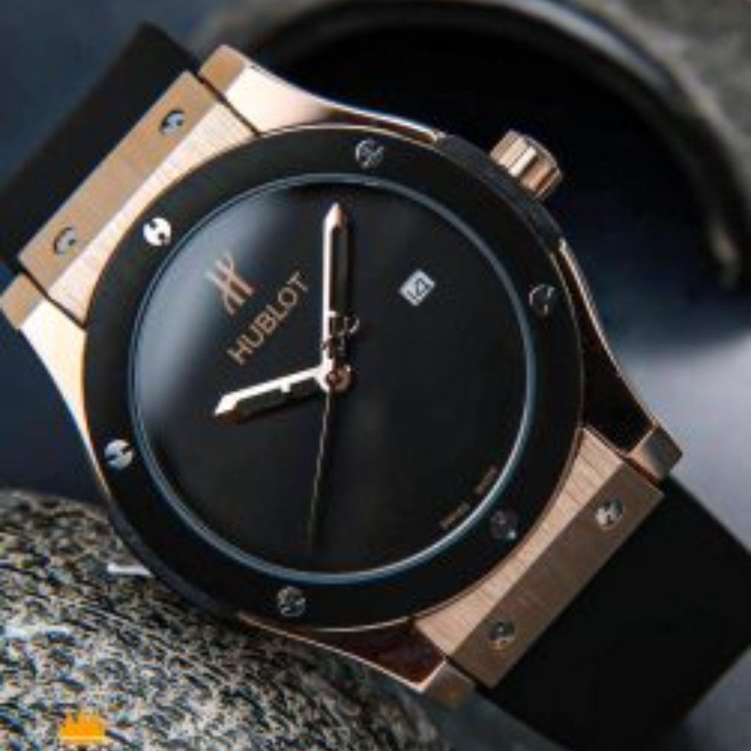ساعت مچی مردانه هابلوت تقویم فعال دارای رنگبندی hublot