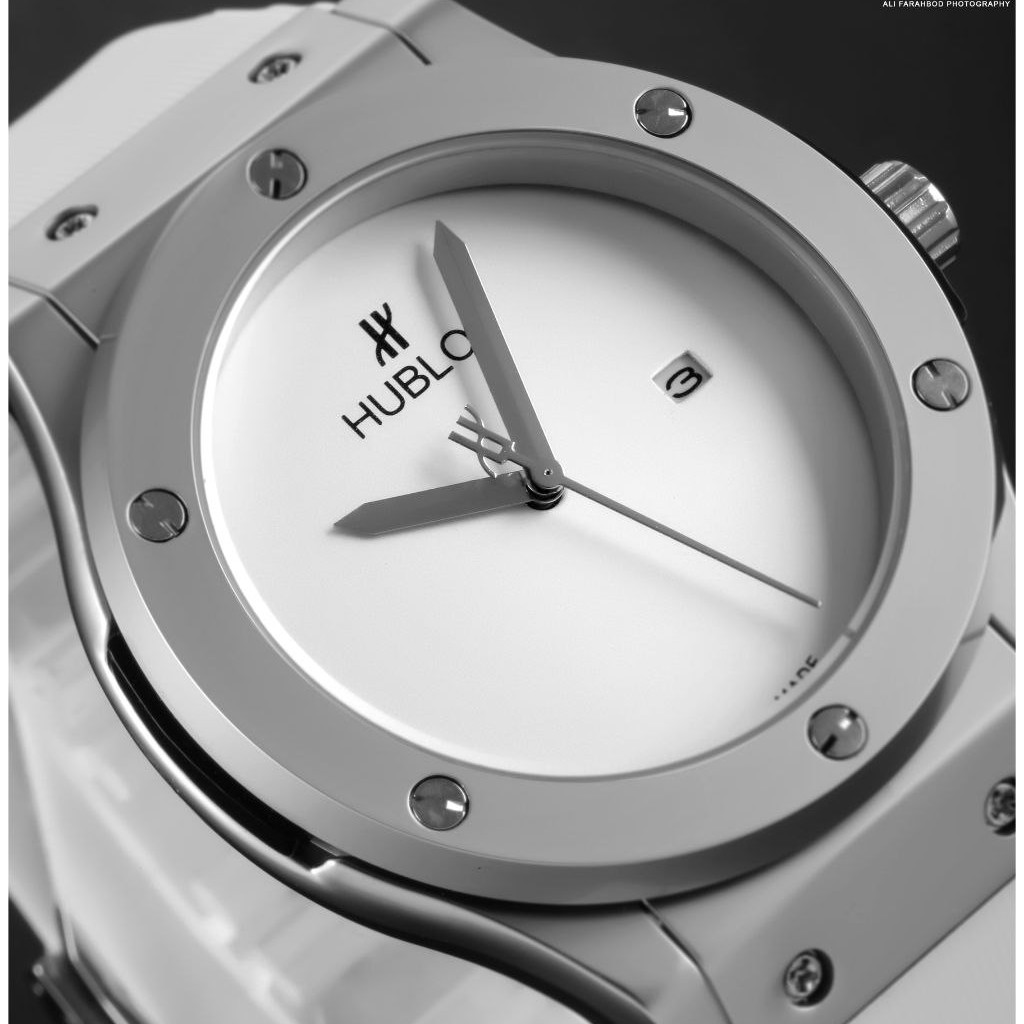 ساعت مچی مردانه هابلوت تقویم فعال دارای رنگبندی hublot