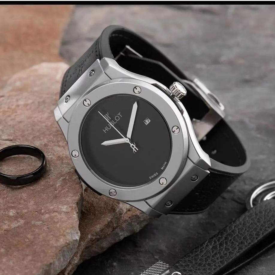 ساعت مچی مردانه هابلوت تقویم فعال دارای رنگبندی hublot