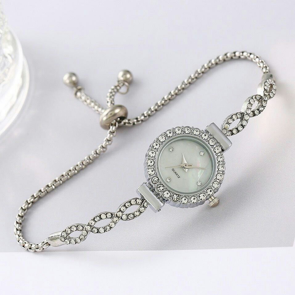 ساعت مچی زنانه دستبندی ظریف پیاژه piaget