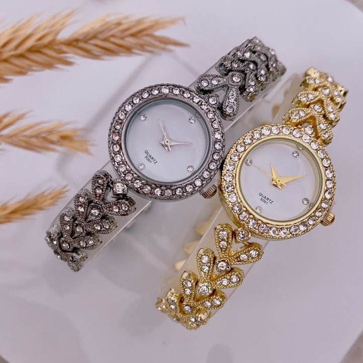 ساعت مچی زنانه بند استیل نگینی رایال کورن  Royal crown