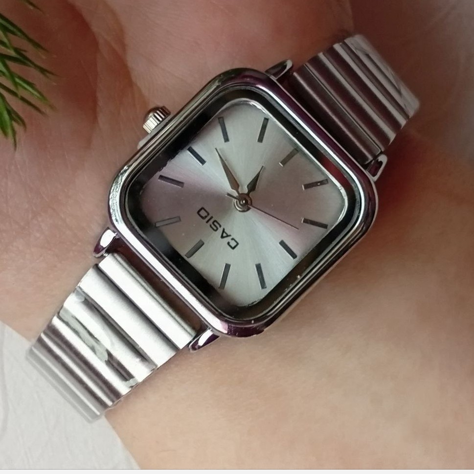 ساعت مچی زنانه بند استیل قفل ریلی کاسیو Casio