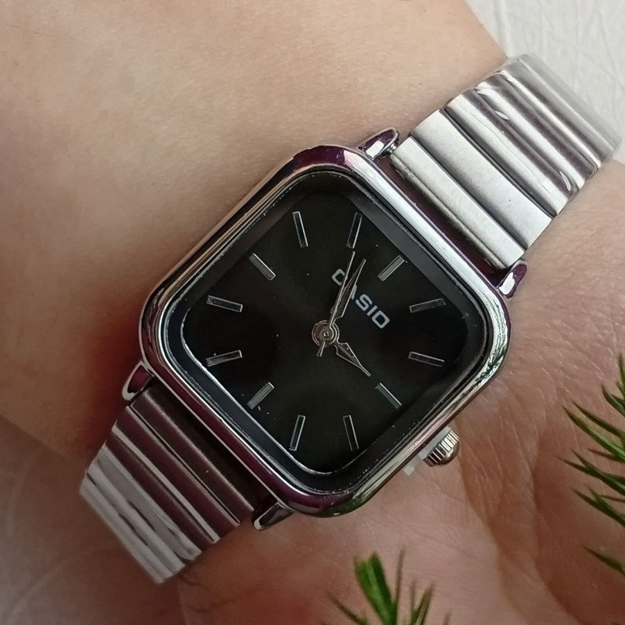 ساعت مچی زنانه بند استیل قفل ریلی کاسیو Casio