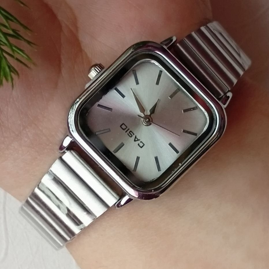 ساعت مچی زنانه بند استیل کرکره ای قفل ریلی کاسیو Casio