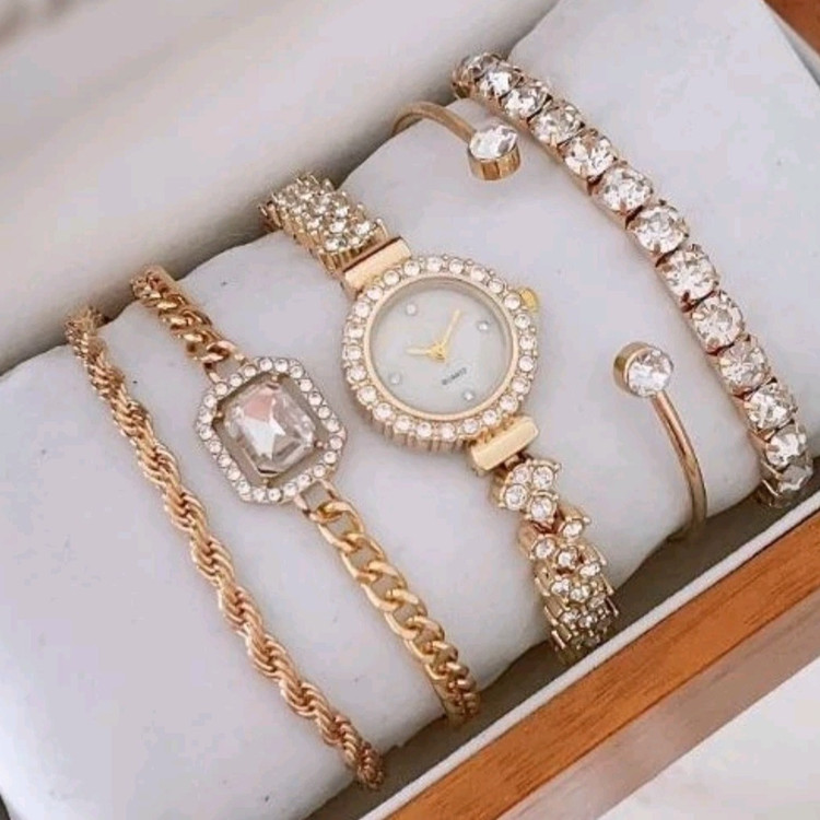 ست 5 تیکه ساعت مچی و دستبند زنانه بند استیل نگینی رایال کورن Royal crown