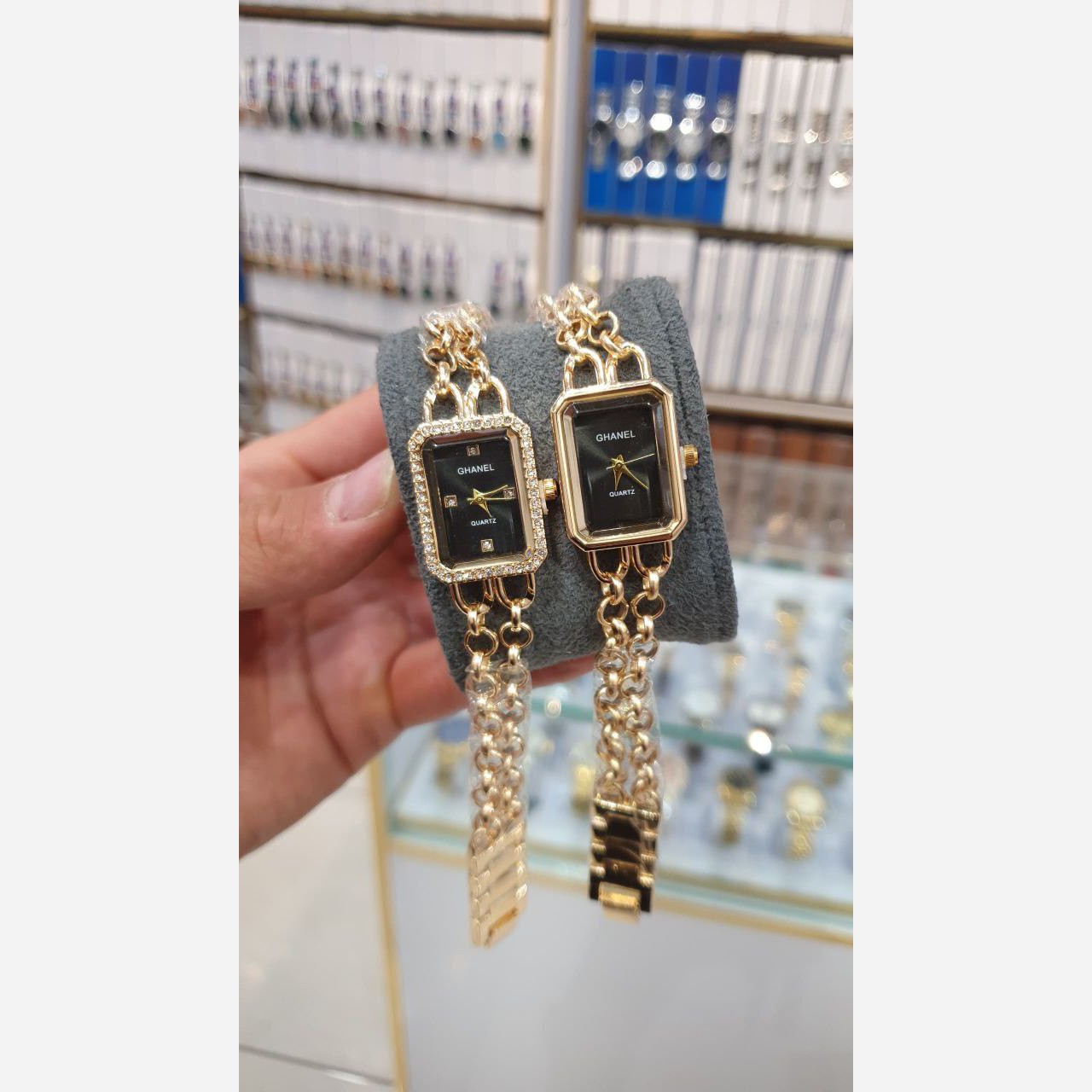 ساعت مچی زنانه بند استیل زنجیری طرح کارتیر