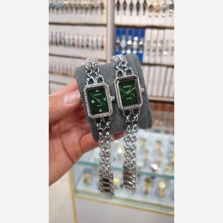 ساعت مچی زنانه بند استیل زنجیری طرح کارتیر