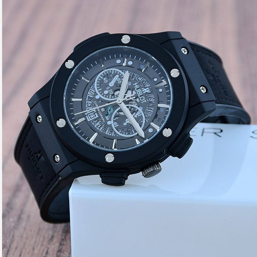 ساعت مچی مردانه هابلوت تقویم نمایان طرح کرنو موتور شرکتی HUBLOT