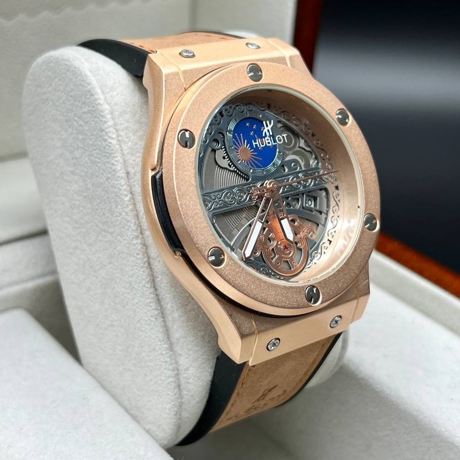 ساعت مچی مردانه هابلوت طرح کرنو موتور شرکتی HUBLOT
