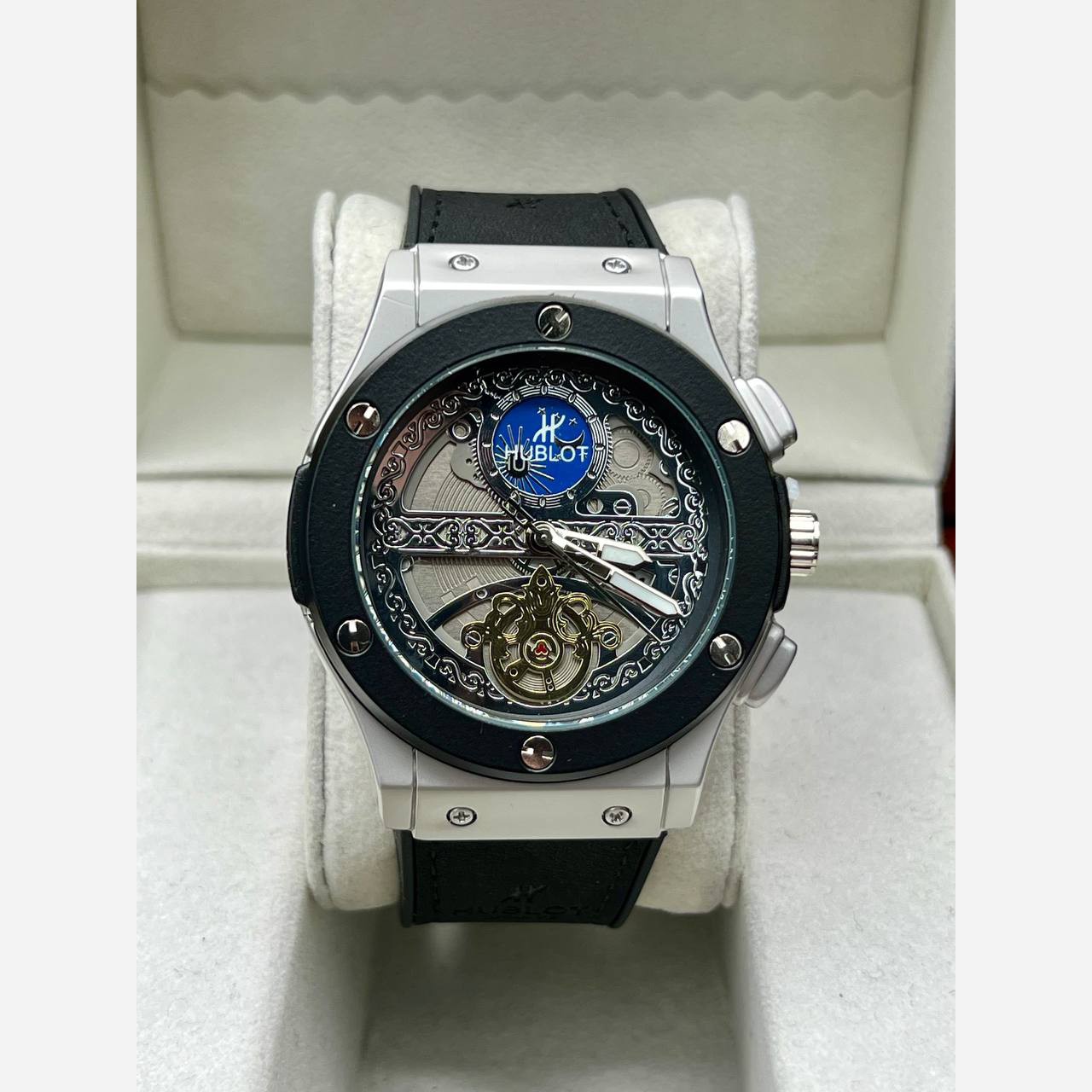 ساعت مچی مردانه هابلوت طرح کرنو موتور شرکتی HUBLOT