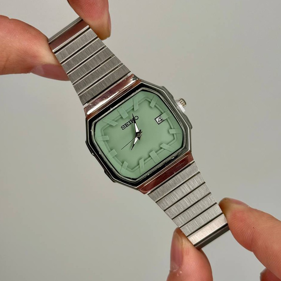 ساعت مچی مردانه بند استیل کرکره ای سیکو Seiko