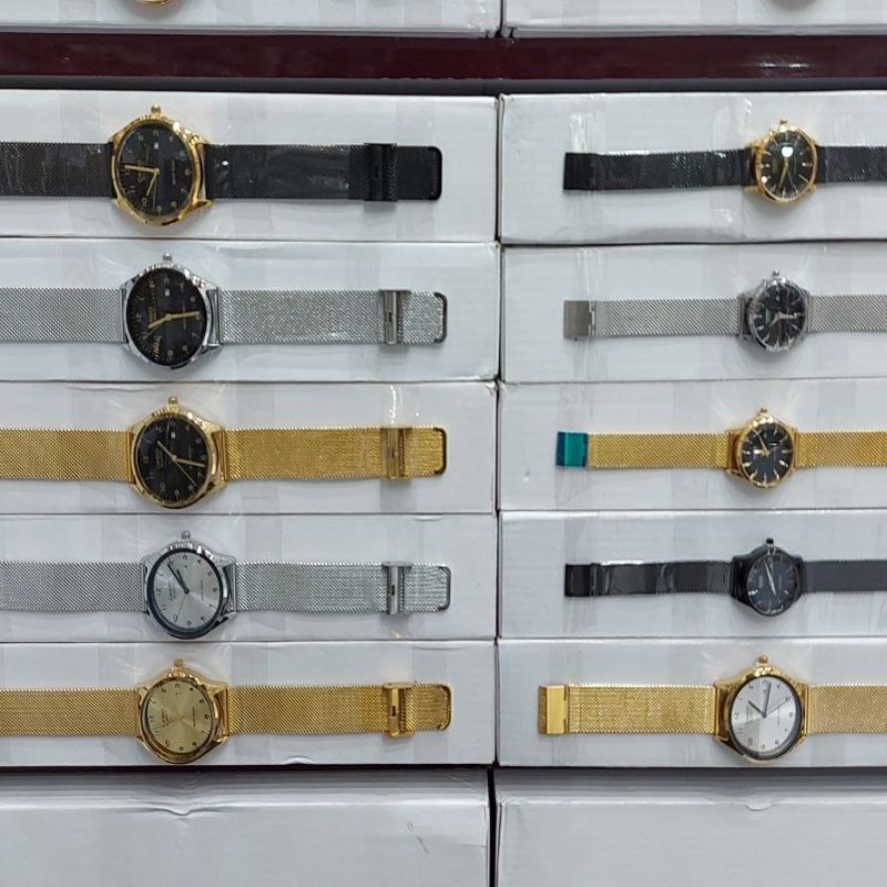 ساعت مچی زنانه یا مردانه بند استیل حصیری رنگ ثابت و ضداب کاسیو Casio