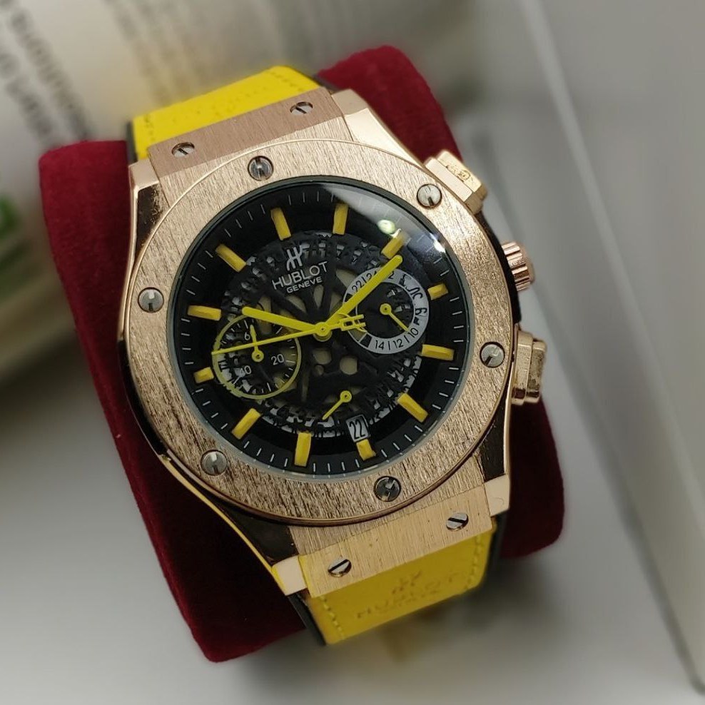 ساعت مردانه هابلوت کرنوگراف Hublot با قفل کلیپسی