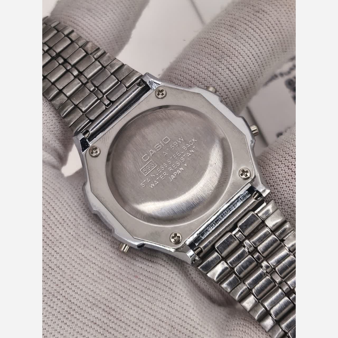 ساعت مچی مردانه کاسیو CASIO دیجیتال صفحه گرد سفید
