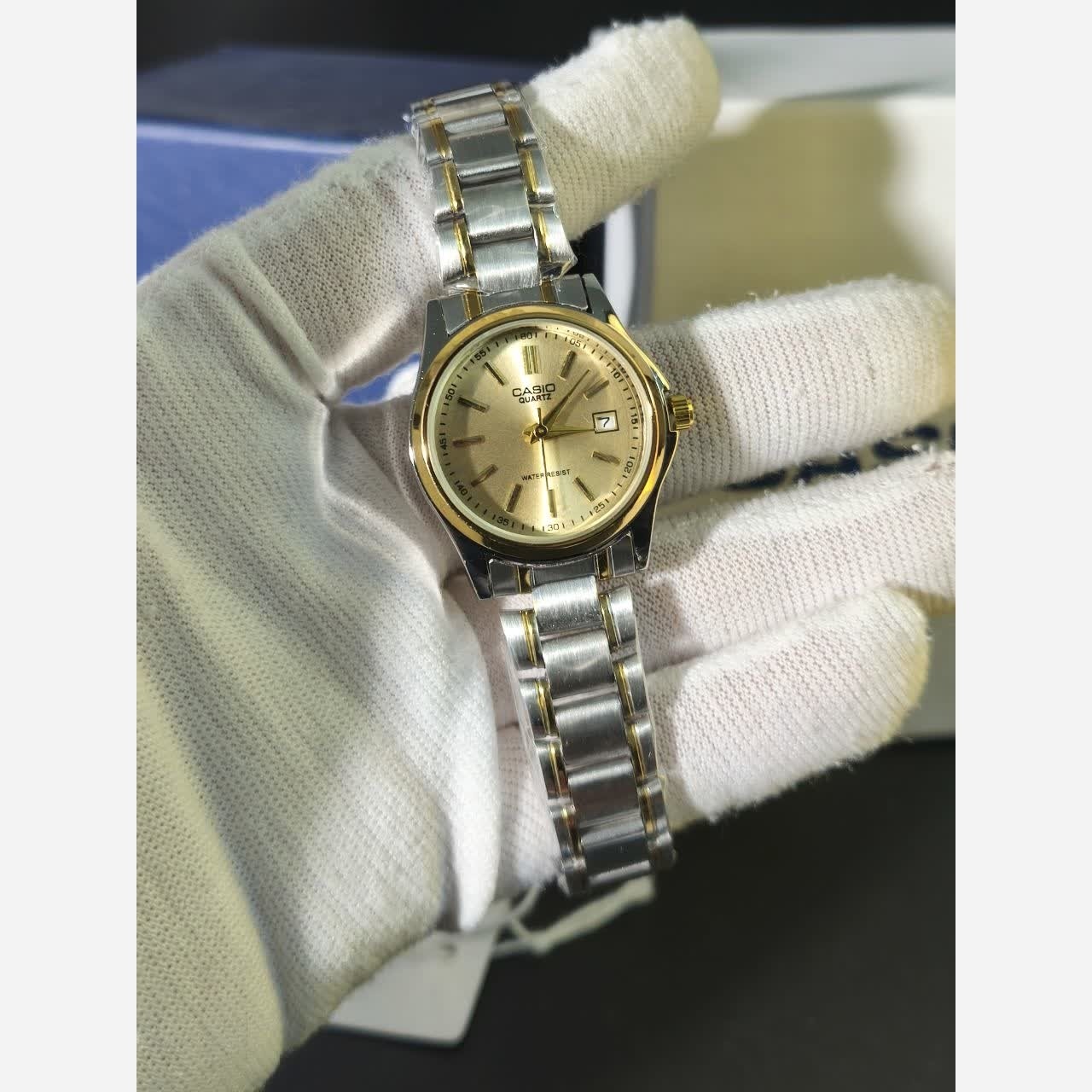 ساعت مچی زنانه کاسیو CASIO موتور ژاپنی صفحه طلایی + جعبه