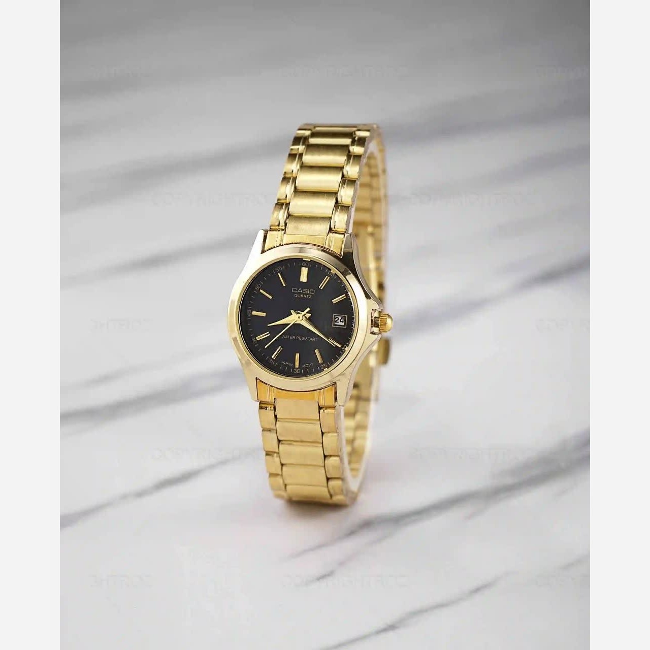 ساعت مچی زنانه کاسیو CASIO موتور ژاپنی بند طلایی صفحه مشکی + جعبه