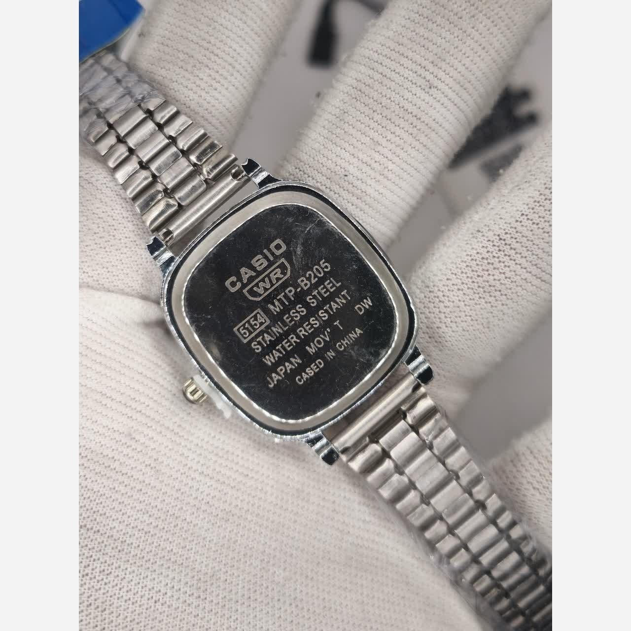 مچی زنانه کاسیو اولدمانی CASIO موتور ژاپن صفحه مشکی