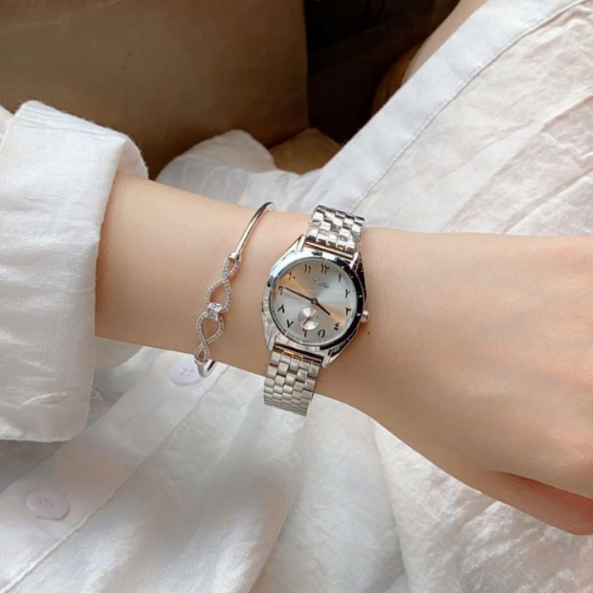 ساعت مچی عقربه ای زنانه اسکاتی scottie اورجینال