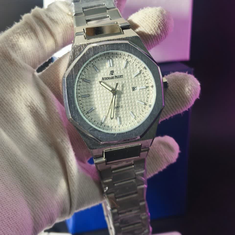 ساعت مچی عقربه ای مردانه اودمار پیگه Audemars Piguet نقره ای سفید + + فول پک
