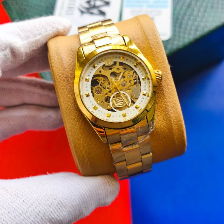 ساعت مچی اتوماتیک زنانه سیکو پنج SEIKO 5 صفحه سفید