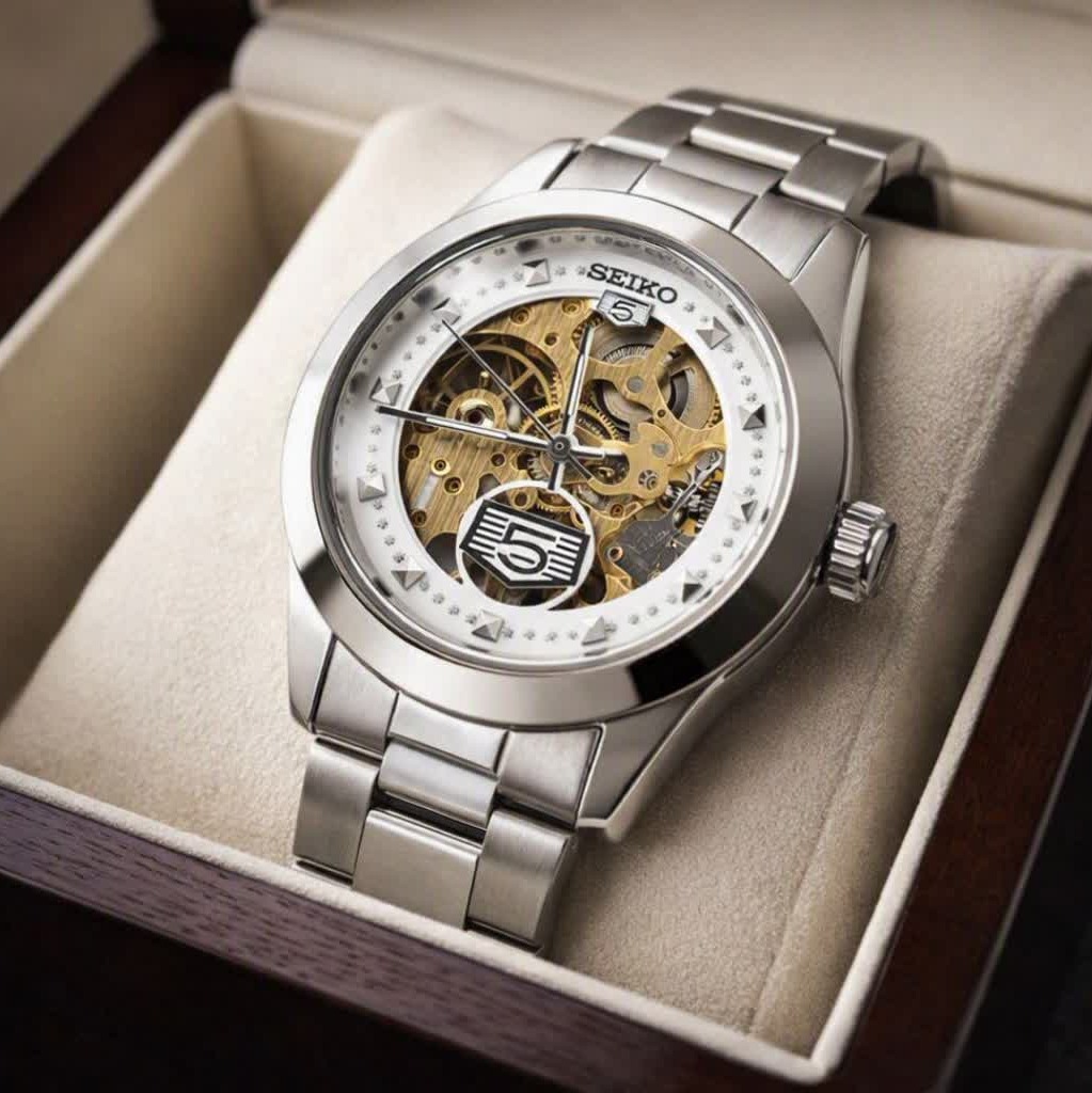 ساعت مچی اتوماتیک زنانه سیکو پنج SEIKO 5 نقره ای