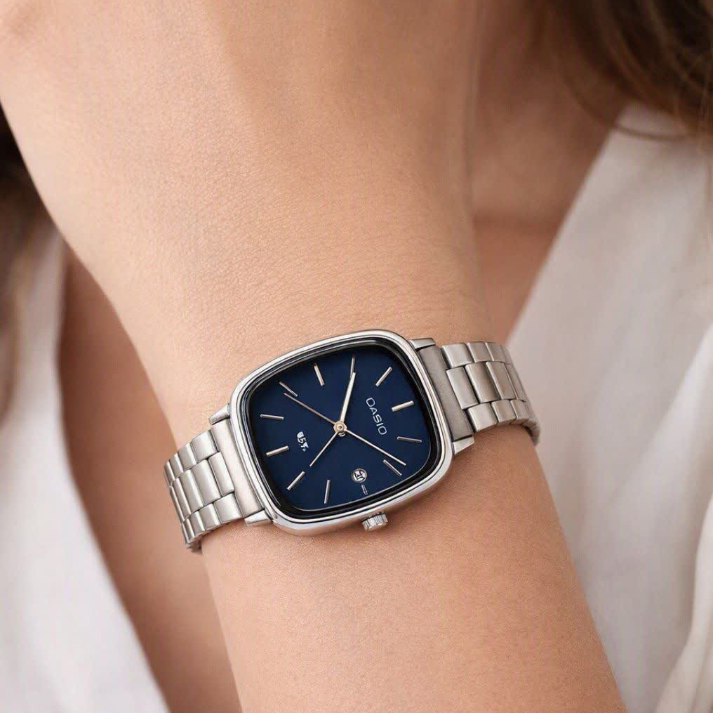 ساعت مچی زنانه کاسیو اولدمانی CASIO موتور ژاپن کدP16 + جعبه