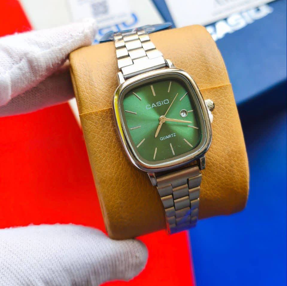 ساعت مچی زنانه کاسیو اولدمانی CASIO موتور ژاپن کدP15 + جعبه