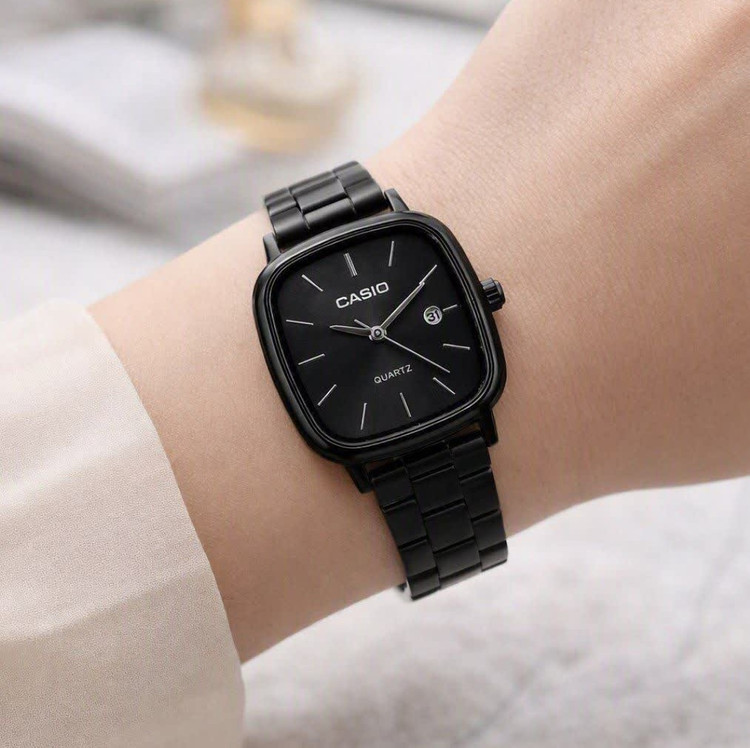 ساعت مچی زنانه کاسیو اولدمانی CASIO موتور ژاپن کدP14 + جعبه