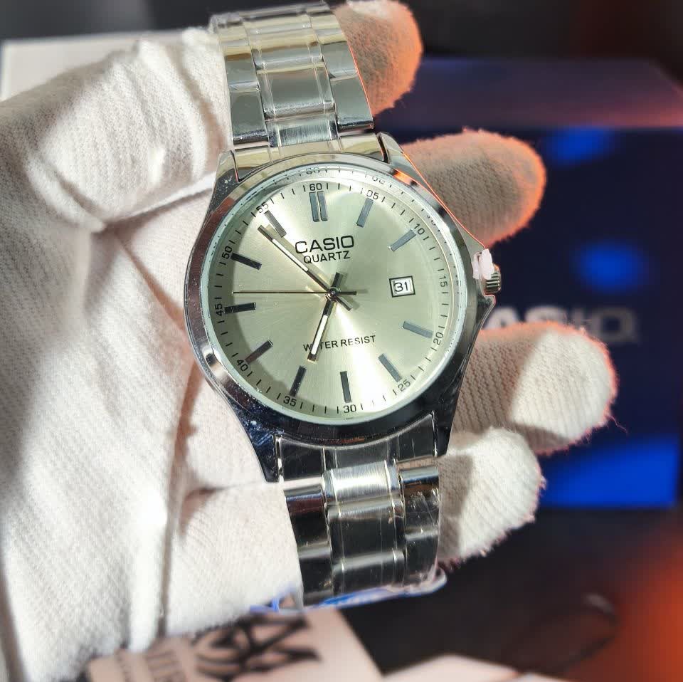 ساعت مچی مردانه کاسیو CASIO موتور ژاپن صفحه سفید مدلP1 + جعبه