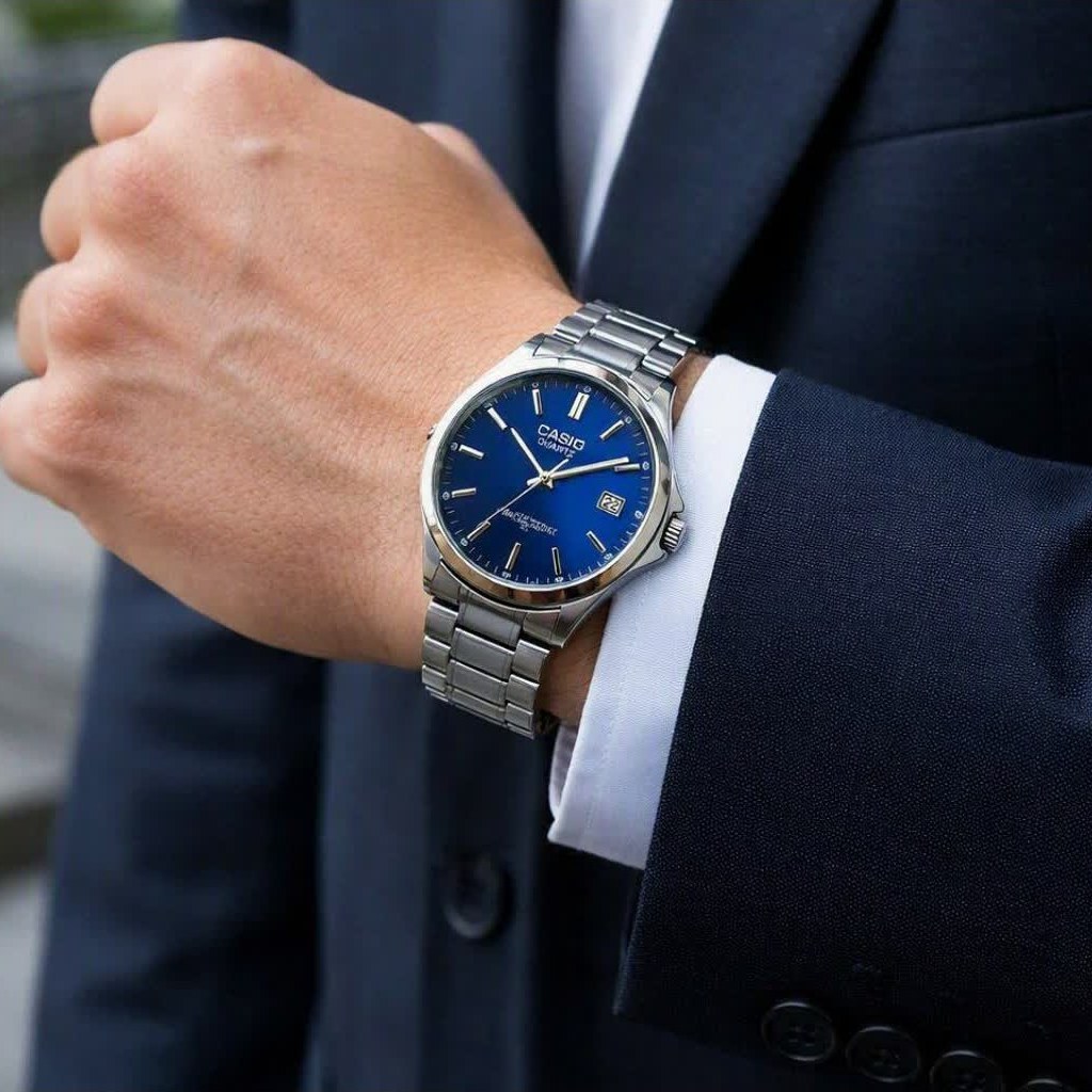 ساعت مچی مردانه کاسیو CASIO موتور ژاپن صفحه آبی مدلP4 + جعبه