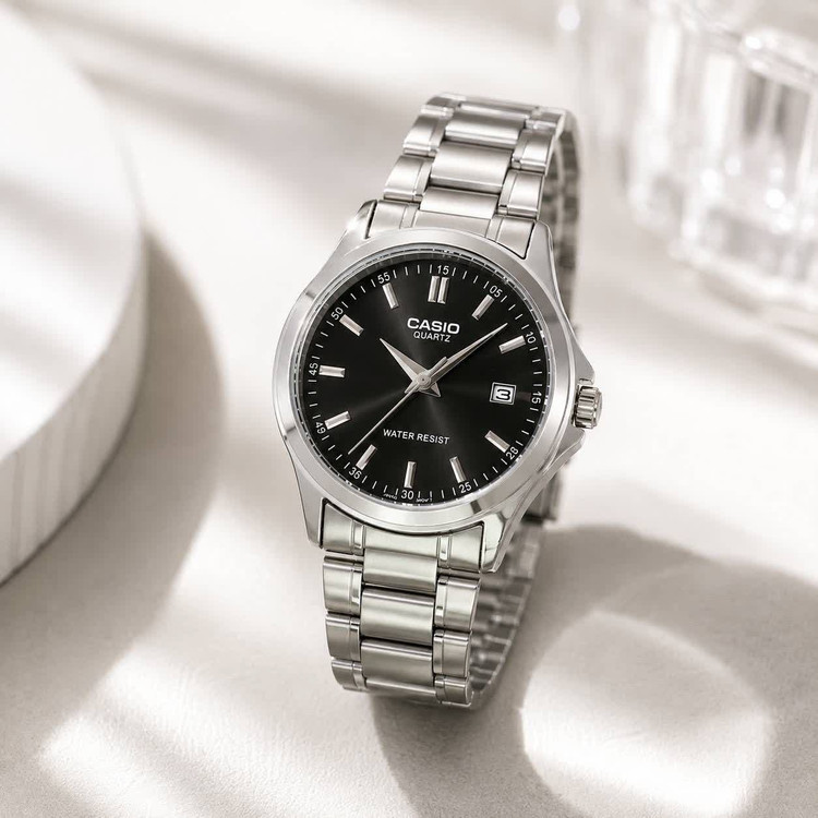 ساعت مچی مردانه کاسیو CASIO موتور ژاپن صفحه مشکی مدلP5 + جعبه