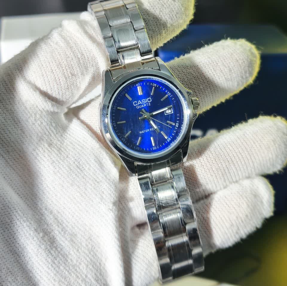 ساعت مچی زنانه کاسیو CASIO موتور ژاپن صفحه آبی مدلP6 + جعبه