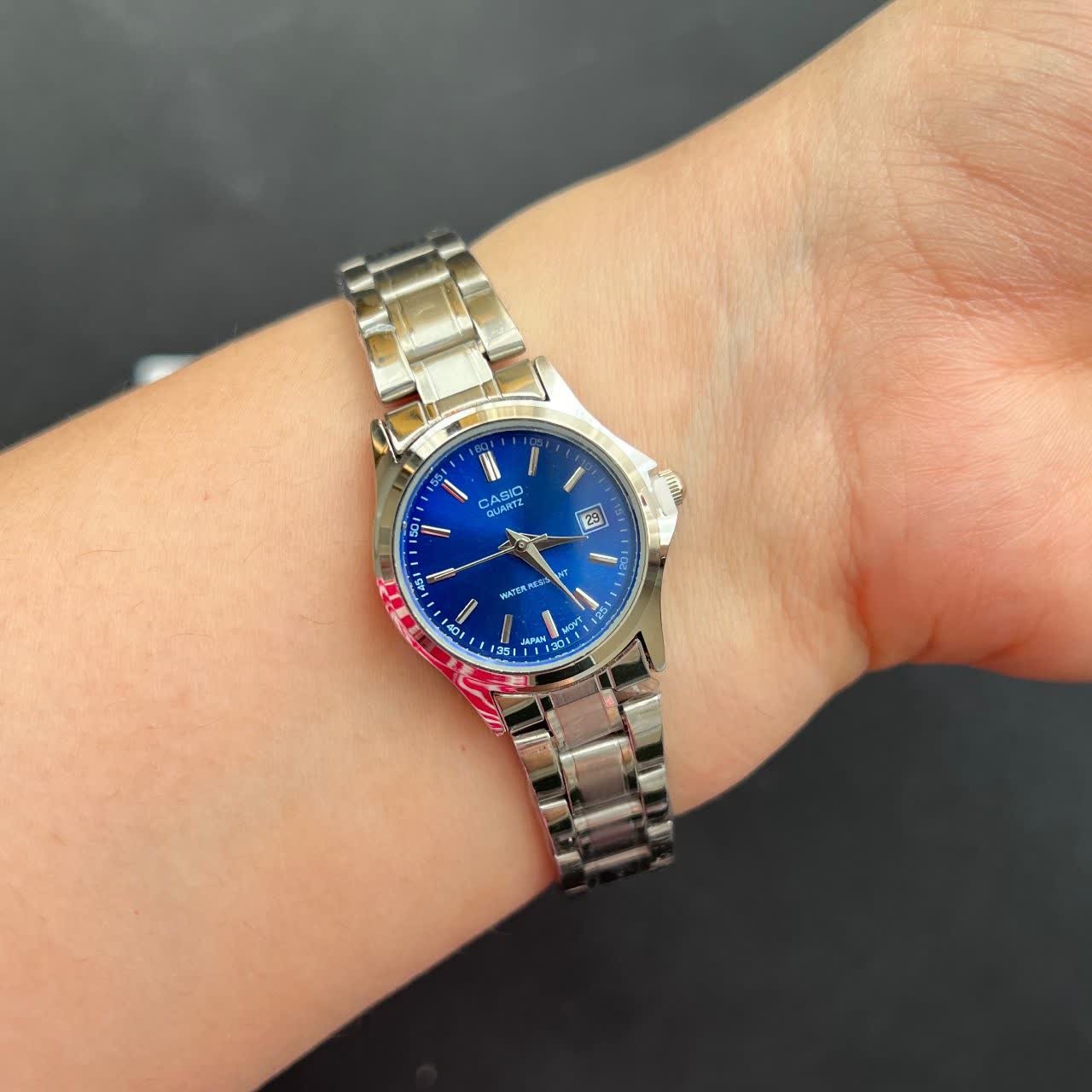 ساعت مچی زنانه کاسیو CASIO موتور ژاپن صفحه آبی مدلP6 + جعبه