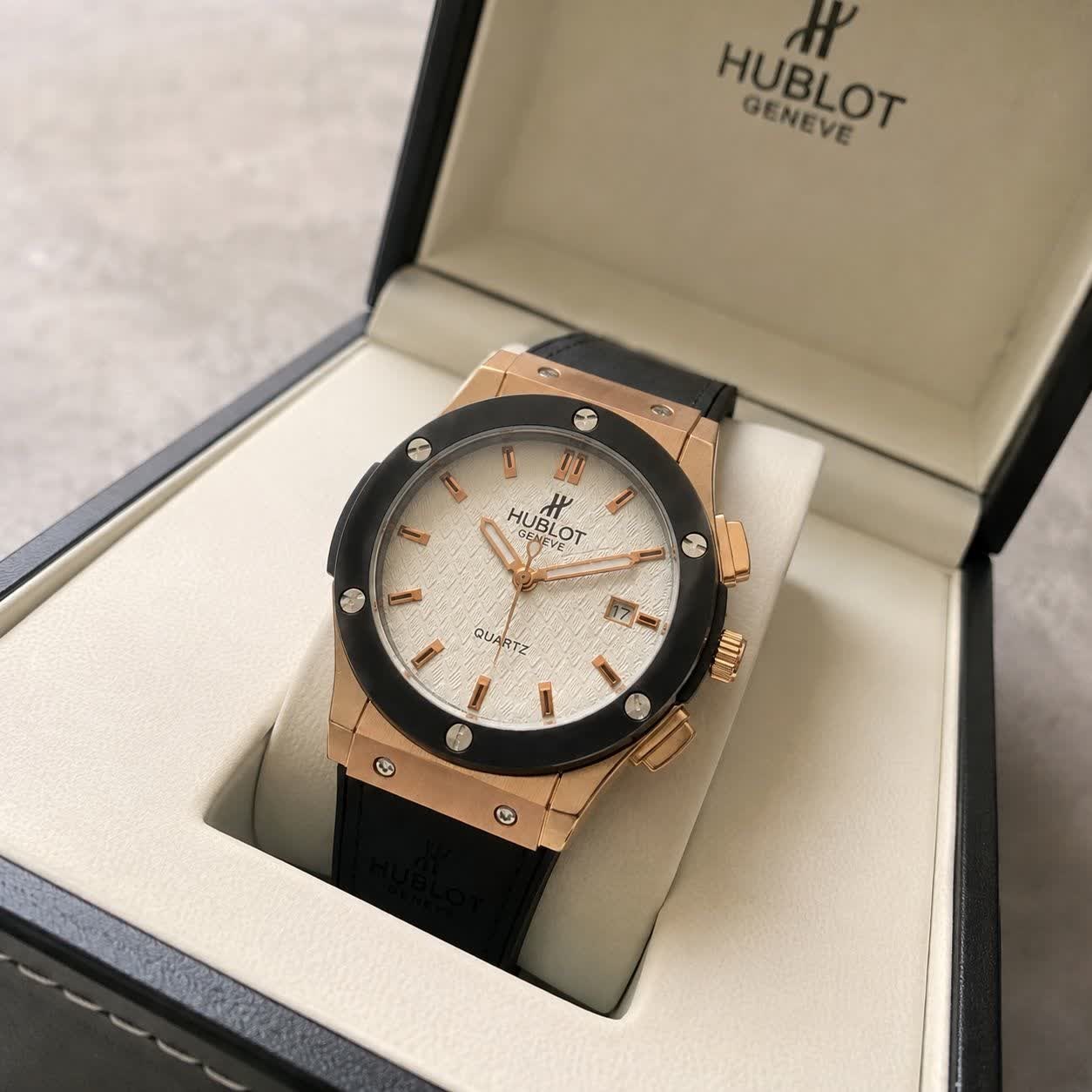 ساعت مچی مردانه هابلوت HUBLOT بند چرم مشکی