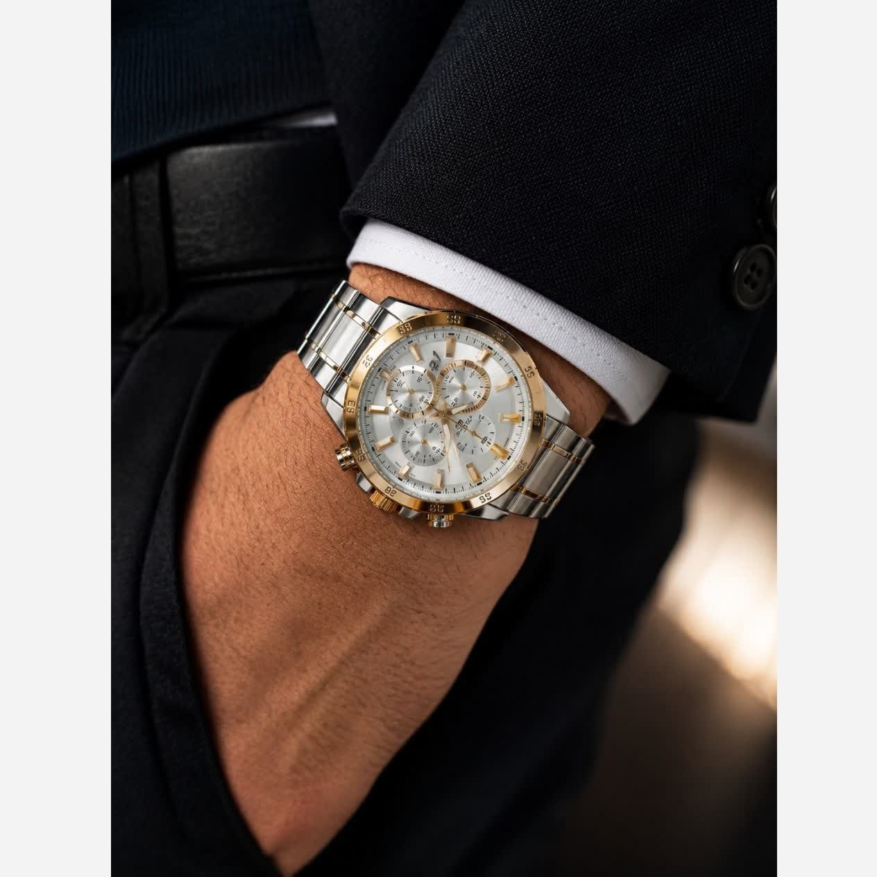 ساعت مچی مردانه کاسیو ادیفایس سه زمانه CASIO EDIFICE نقره ای طلایی + جعبه