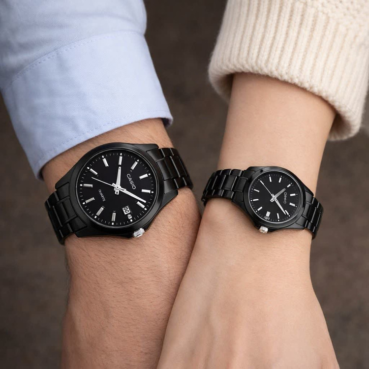 ست ساعت مچی زنانه و مردانه کاسیو CASIO فول بلک کدc35 + جعبه