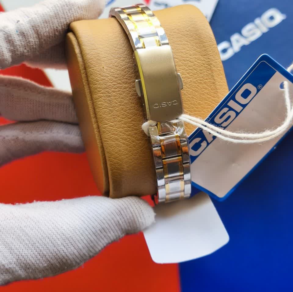 ساعت مچی زنانه کاسیو CASIO موتور ژاپن نقره ای صورتی کد464 + جعبه